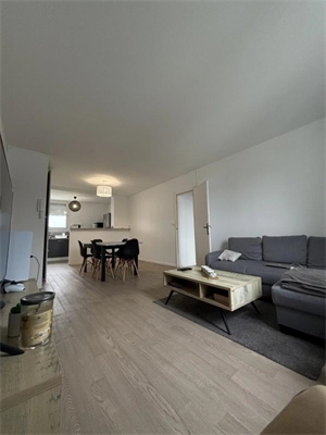 t3 à la vente -   29400  LANDIVISIAU, surface 58 m2 vente t3 - UBI440971187